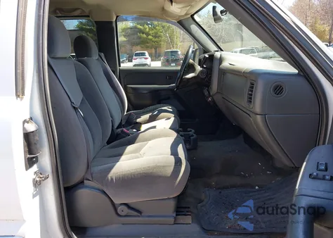 2004 GMC Sierra K2500 Heavy Duty from USA, damaged, VIN 1GTHK29U34E116526